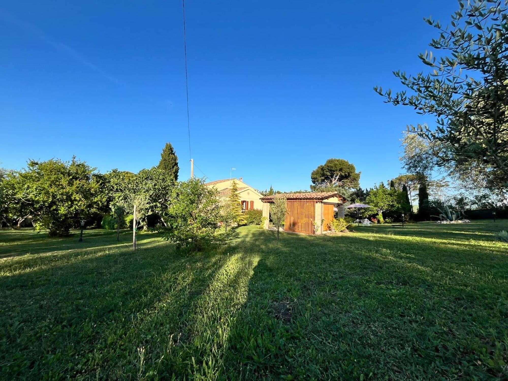 Bed and Breakfast Casale La Civetta Larino Exterior foto